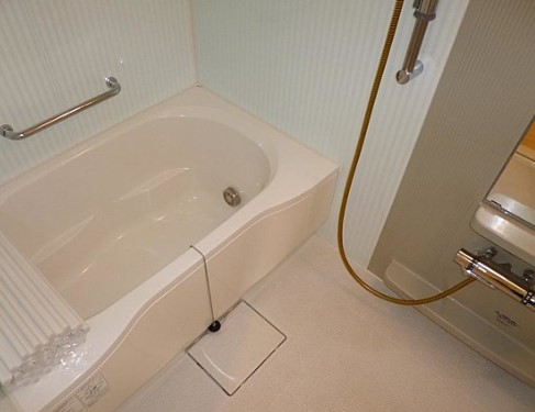 バス・シャワールーム　☆ゆっくりくつろげるお風呂☆