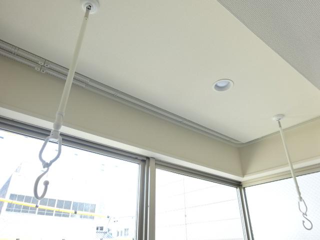 眺望　室内物干