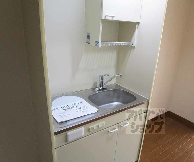 キッチン　３０２号室の写真です。