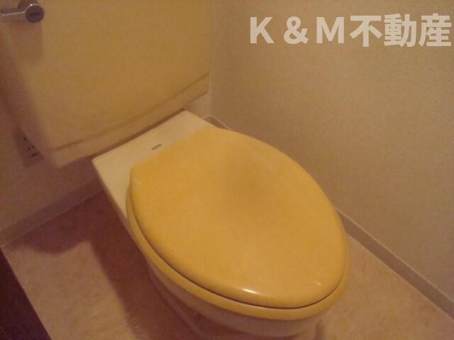 トイレ　シンプルで使いやすいトイレです