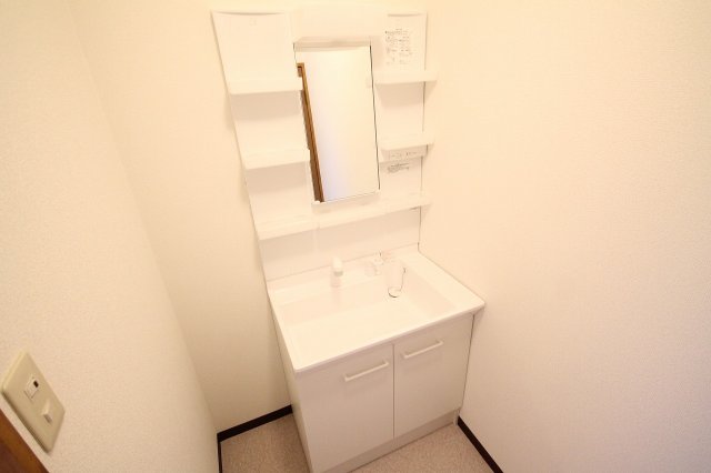 洗面設備　洗面所です