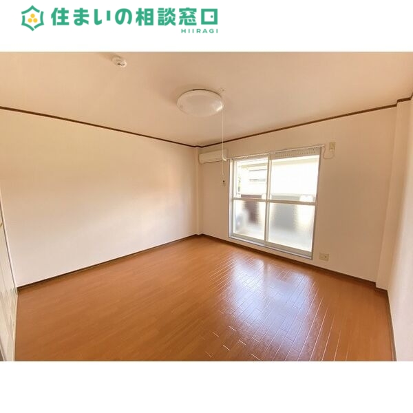 居室・リビング　同型