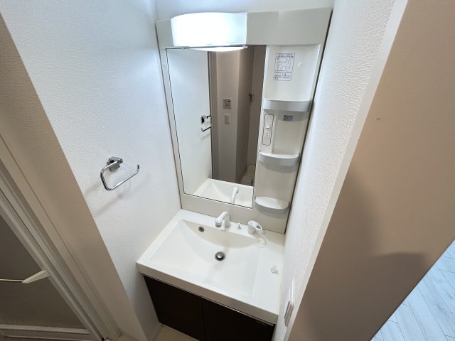 洗面設備　※別室参考写真です。