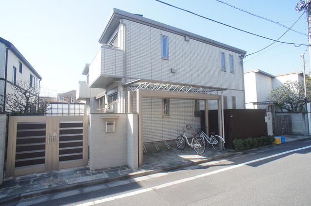 建物外観　セキスイハイム施工の安心物件☆１フロア２戸で全戸角部屋