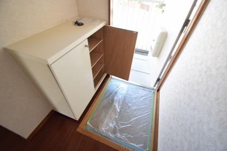 玄関　下駄箱付きです