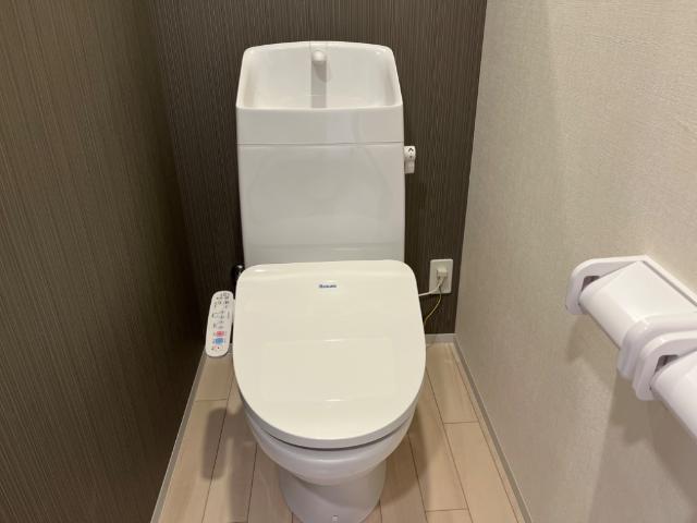 トイレ　シャワー付トイレ