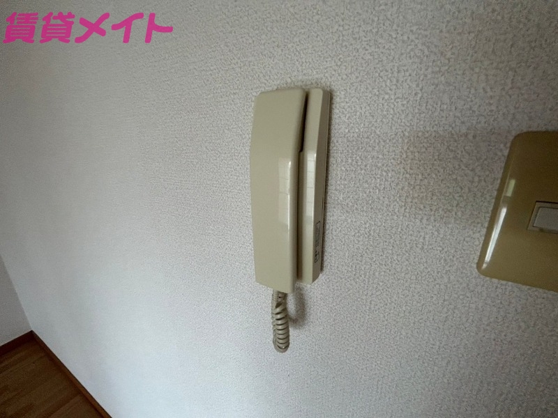 セキュリティ　同物件別部屋の物です。