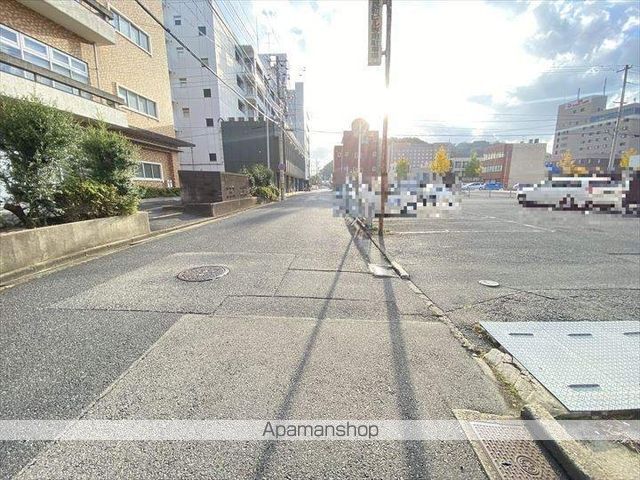 その他　前面道路（その他）まで0m
