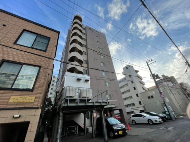 建物外観　札幌市中央区南５条西「ヴィターレ」