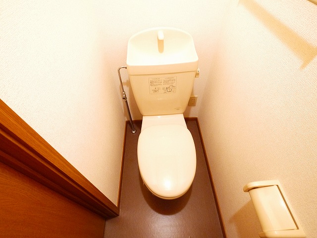 トイレ　コンパクトで使いやすいトイレです