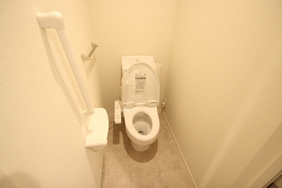 トイレ　※別部屋の写真です