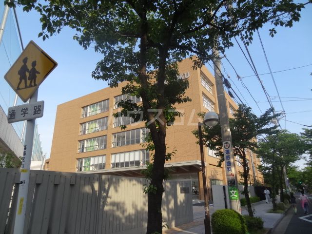高校・高専　修徳中学校/高等学校（高校・高専）まで2143m