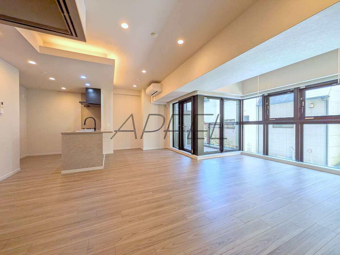 S-RESIDENCE谷町六丁目aloの居間写真