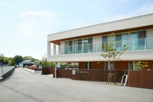 幼稚園・保育園　万野幼稚園（幼稚園・保育園）まで600m