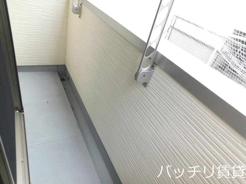 バルコニー　同型タイプの為、現状を優先いたします