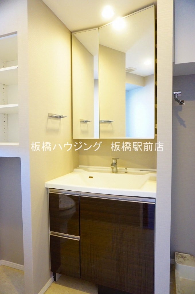 洗面設備　クローゼット
