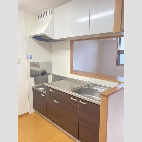 キッチン　参考写真(反転タイプ、扉色現況優先)