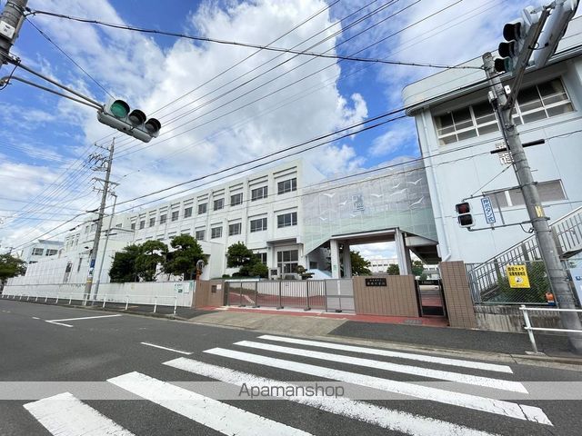 小学校　道徳小学校トワイライトスクール（小学校）まで390m