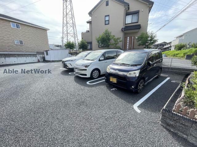 駐車場　駐車場
