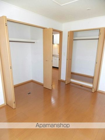 メゾンブリーズB棟の内装写真