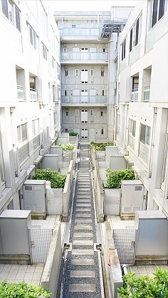 京王線 芦花公園駅 徒歩1分 築21年