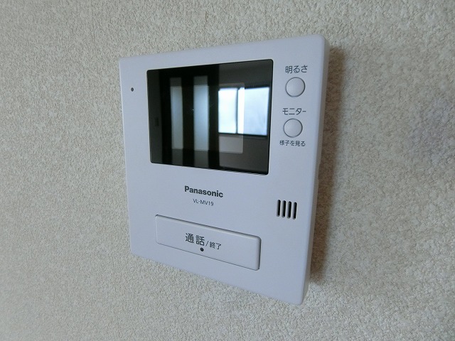 セキュリティ　写真は同建物の別部屋を参考に掲載しております。