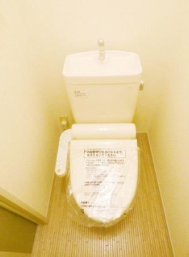 トイレ　※別部屋参考写真
