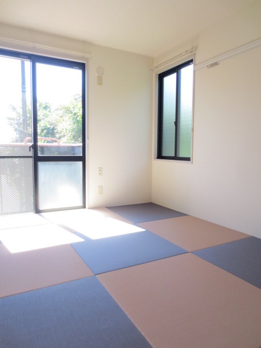 ディアスおりかさの居間写真
