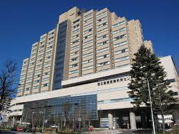 病院　独立行政法人国立国際医療研究センター病院（病院）まで833m