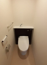 トイレ　アドラスト
