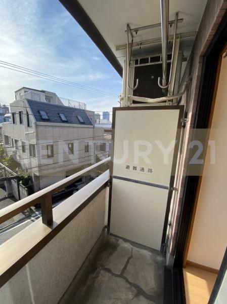 バルコニー　※他のお部屋の写真です。