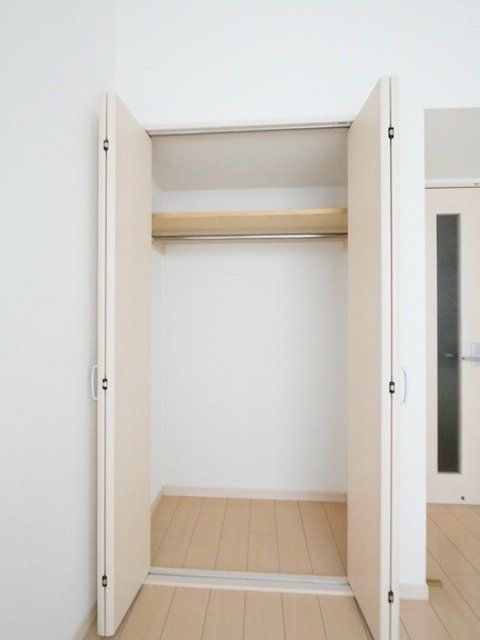アザレ読売ランドB棟の内装写真