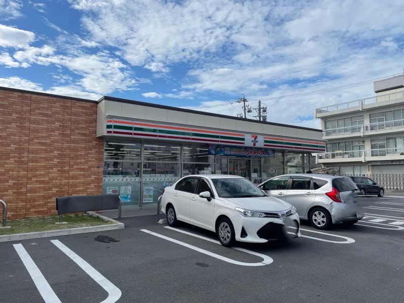 コンビニ　セブンイレブン 名古屋十王町店（コンビニ）まで476m