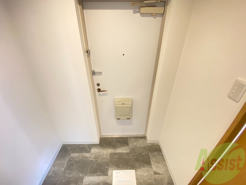玄関　ウォッシュレット付きです。