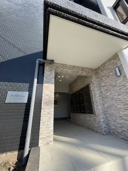 エントランス　名古屋で一番初期費用の安い賃貸専門の不動産会社です(^^)