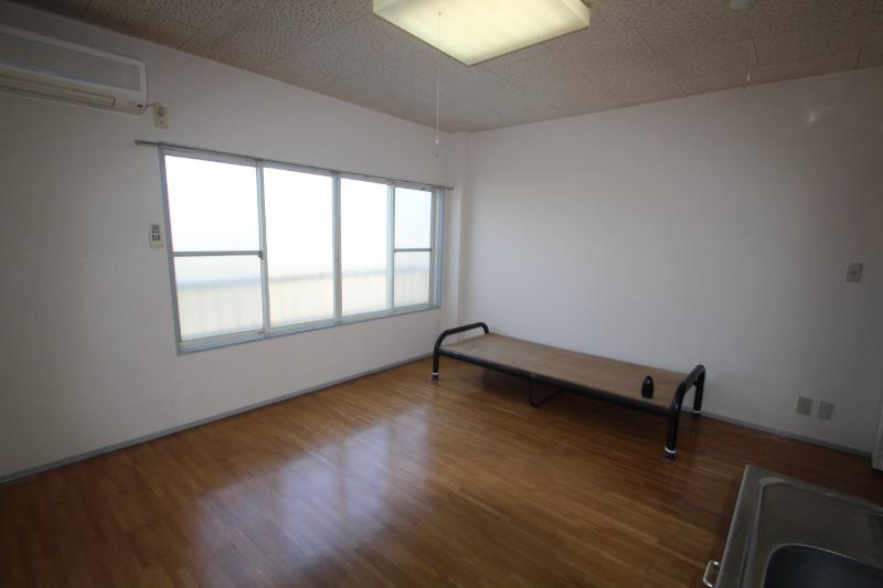 その他部屋・スペース　8.5帖の洋室です。ベット付です♪