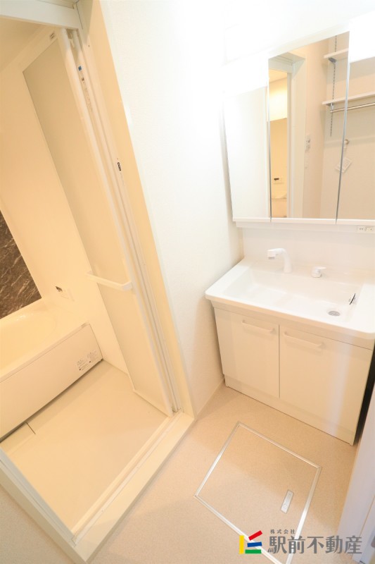 洗面設備　同タイプ使用