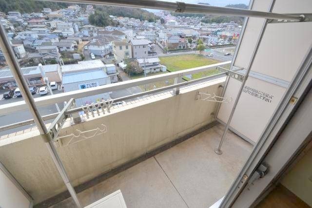 【岡山市北区津島京町のマンションのバルコニー】