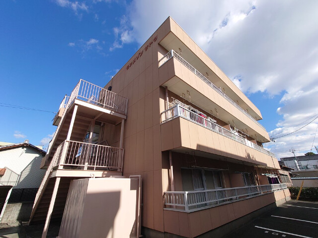静岡県浜松市中央区助信町（アパート）の賃貸物件の外観
