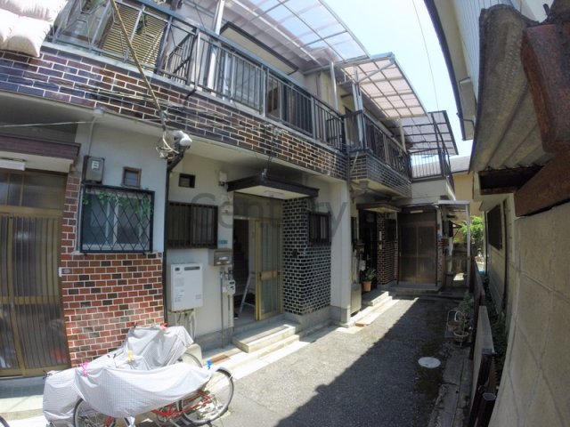 兵庫県川西市出在家町（一戸建）の賃貸物件の外観