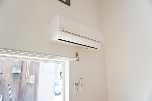 その他　★エアコン付きで快適に過ごせます★