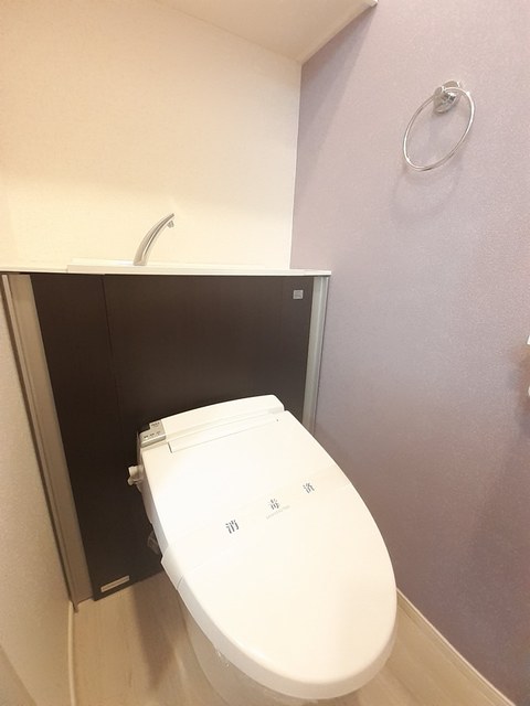 【キュート　ナインのトイレ】