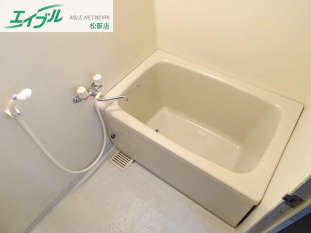 バス・シャワールーム　同型参考写真