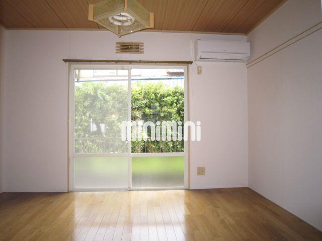 居室・リビング　洋間