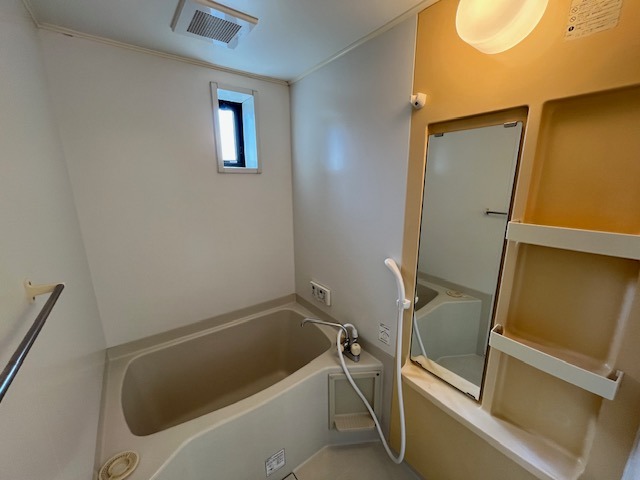 バス・シャワールーム　別号室イメージ