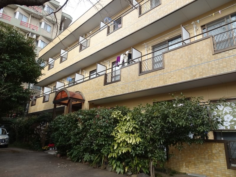 建物外観　ポーラスター
