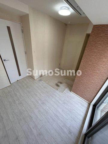 その他部屋・スペース　広くて明るい寝室