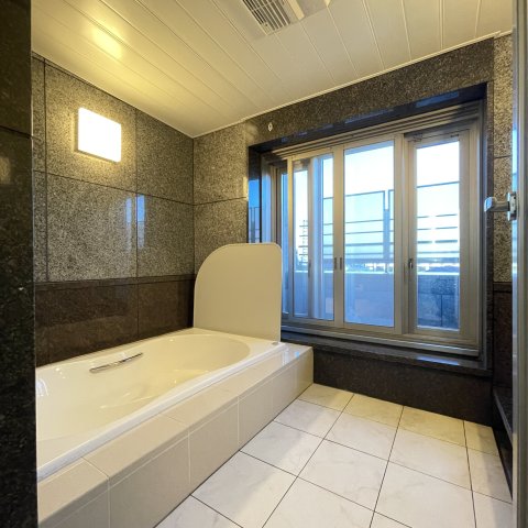 バス・シャワールーム　同仕様タイプです