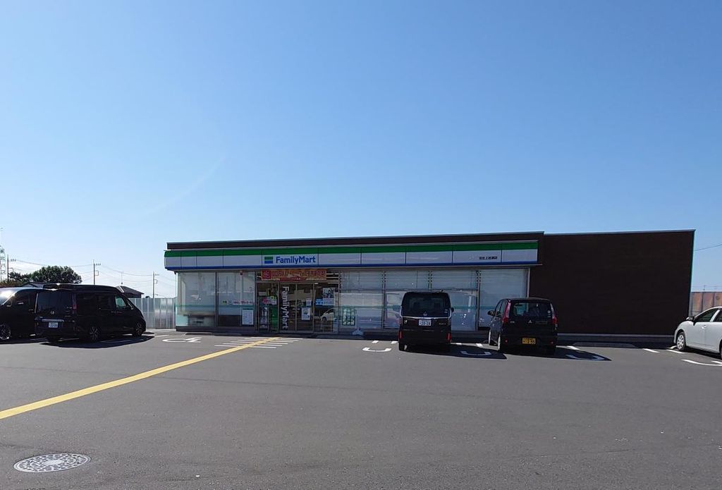 コンビニ　ファミリーマート 羽生上岩瀬店（コンビニ）まで860m