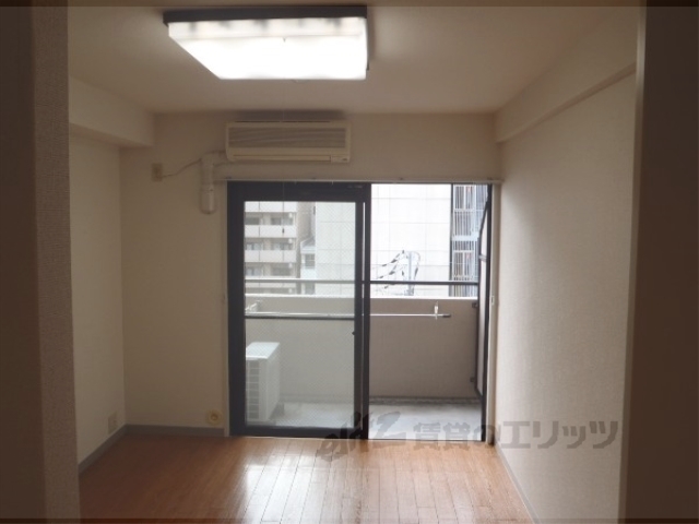 居室・リビング　居室